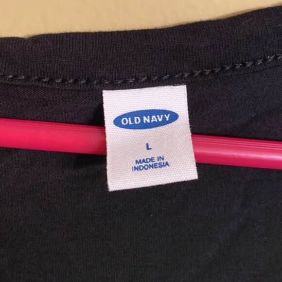 Old Navy Black Tee - Picture 2 of 2